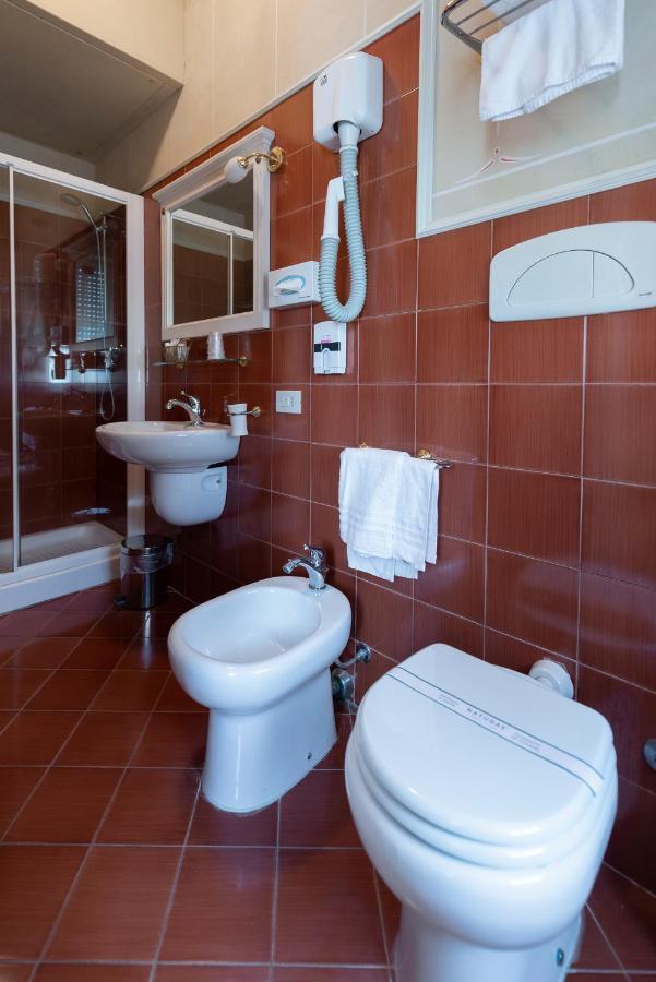Hotel Gennarino 3*
