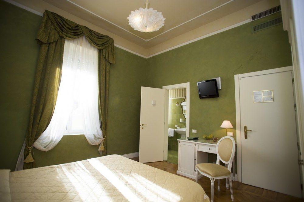 Gennarino Hotel